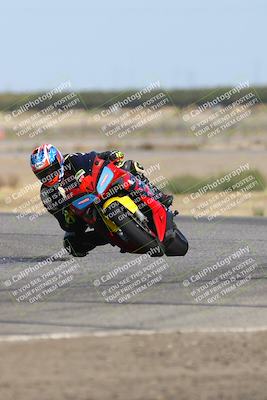 media/Oct-06-2025-2WTD (Mon) [[90522c3a0b]]/B Group/1020am (Sweeper)/